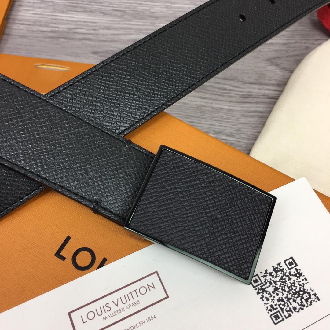 Louis Vuitton 35MM Belt - FashionPlug
