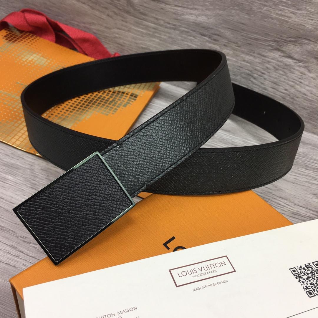 Louis Vuitton 35MM Belt - FashionPlug