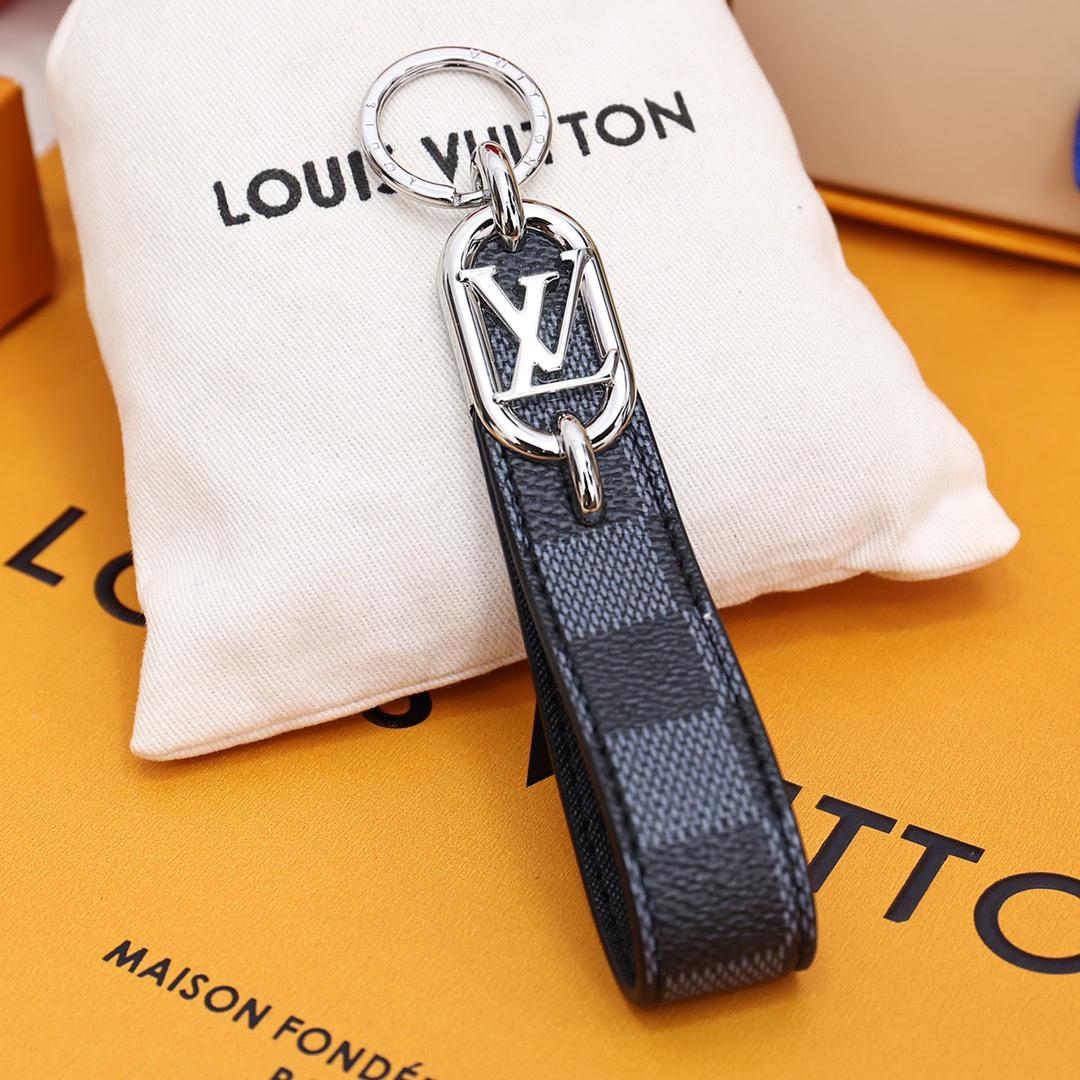 Louis Vuitton LV Link Dragonne     M00826 - FashionPlug