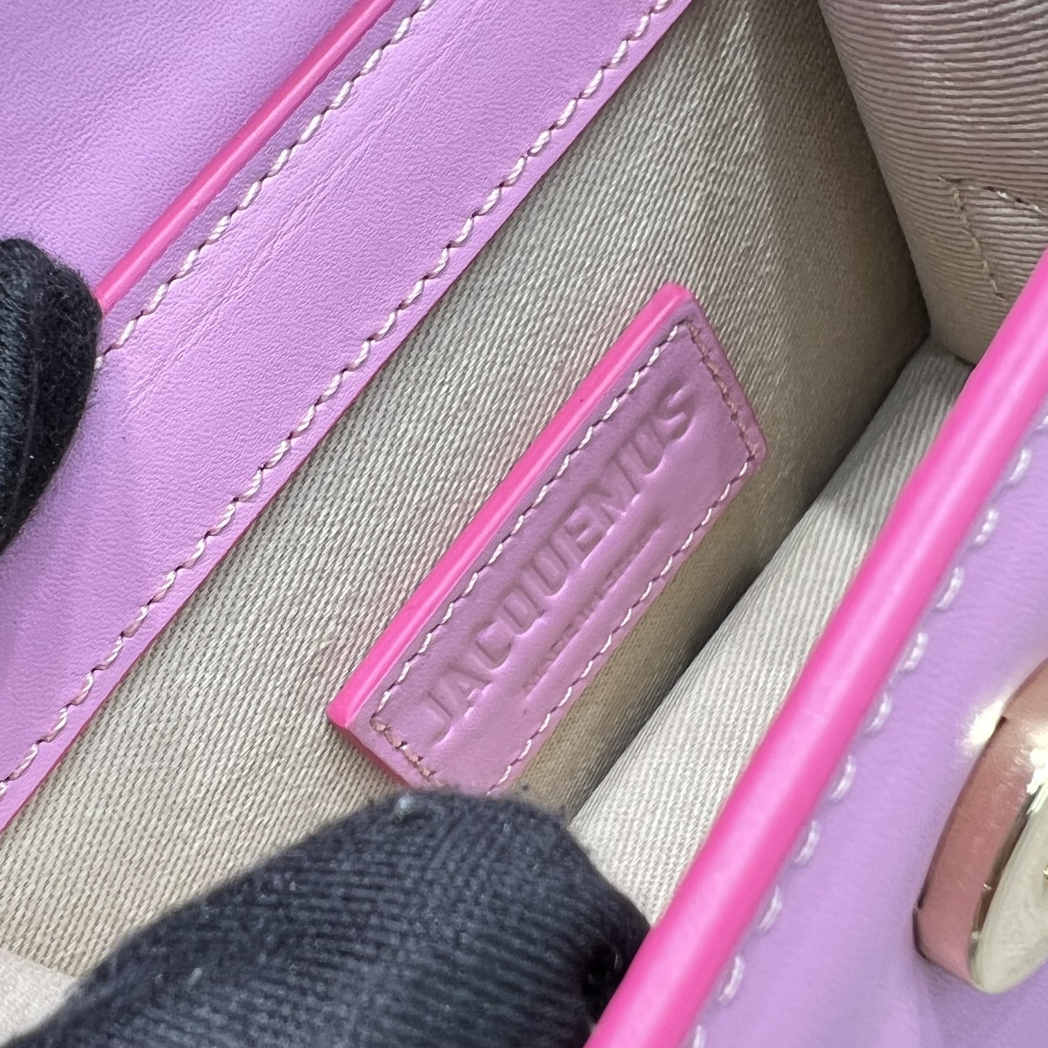 Jacquemus Le Chiquito Signature Mini Handbag(12-8-5cm) - FashionPlug