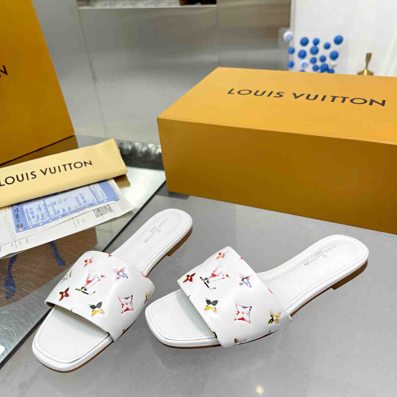 Louis Vuitton Revival Flat Mule     1AAORI - FashionPlug