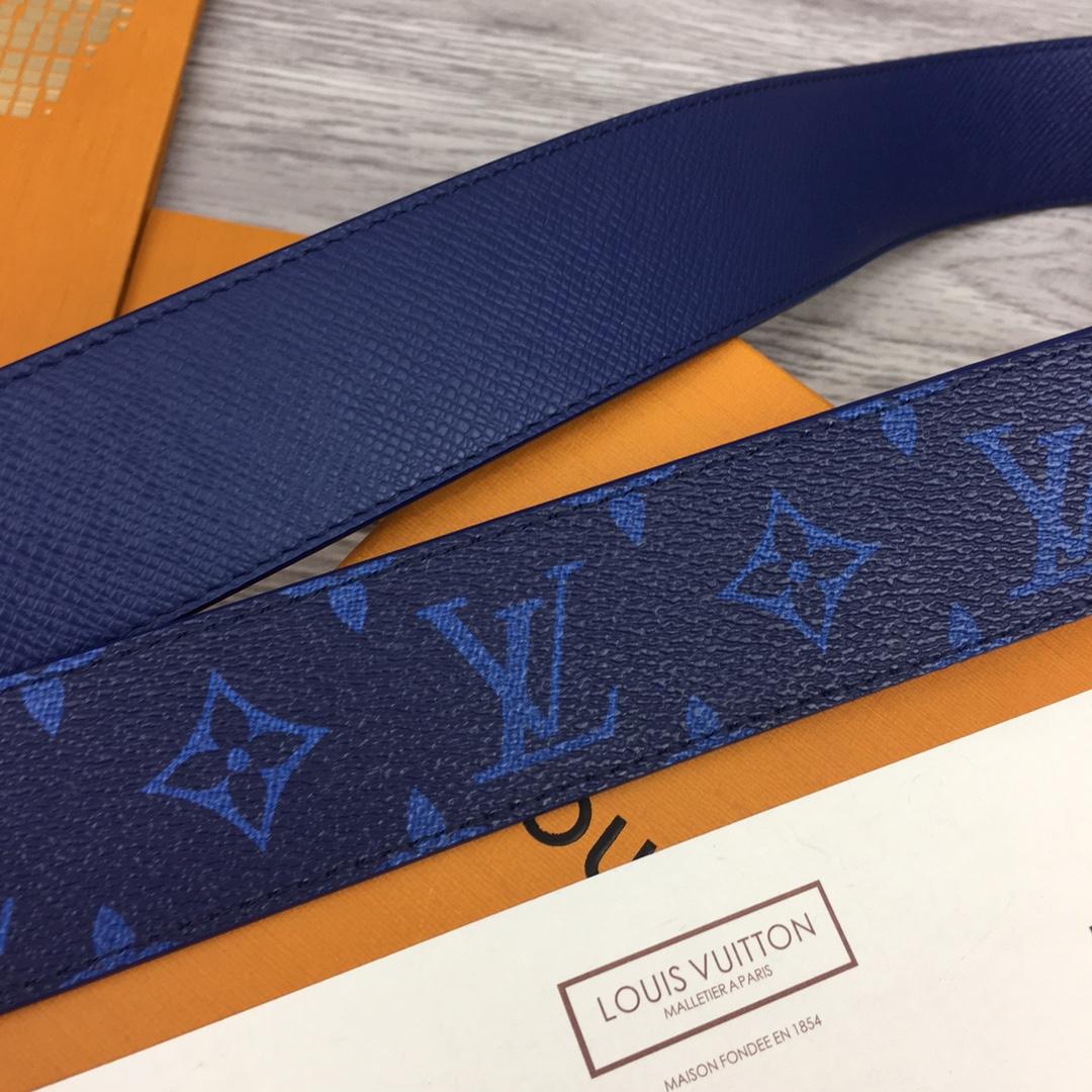 Louis Vuitton LV Pyramide 40mm Reversible - FashionPlug