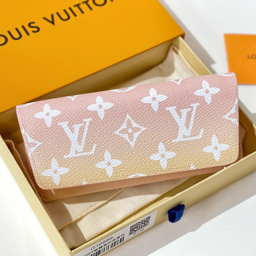 Louis Vuitton Woody Glasses Case   GI0620 - FashionPlug