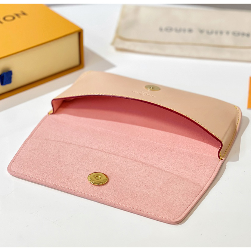 Louis Vuitton Woody Glasses Case   GI0620 - FashionPlug