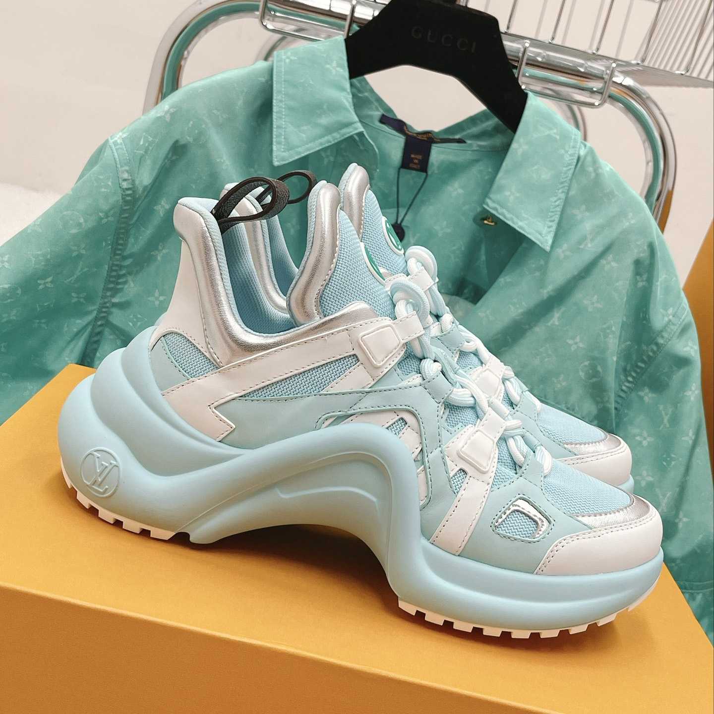 Louis Vuitton LV Archlight Sneaker      - FashionPlug