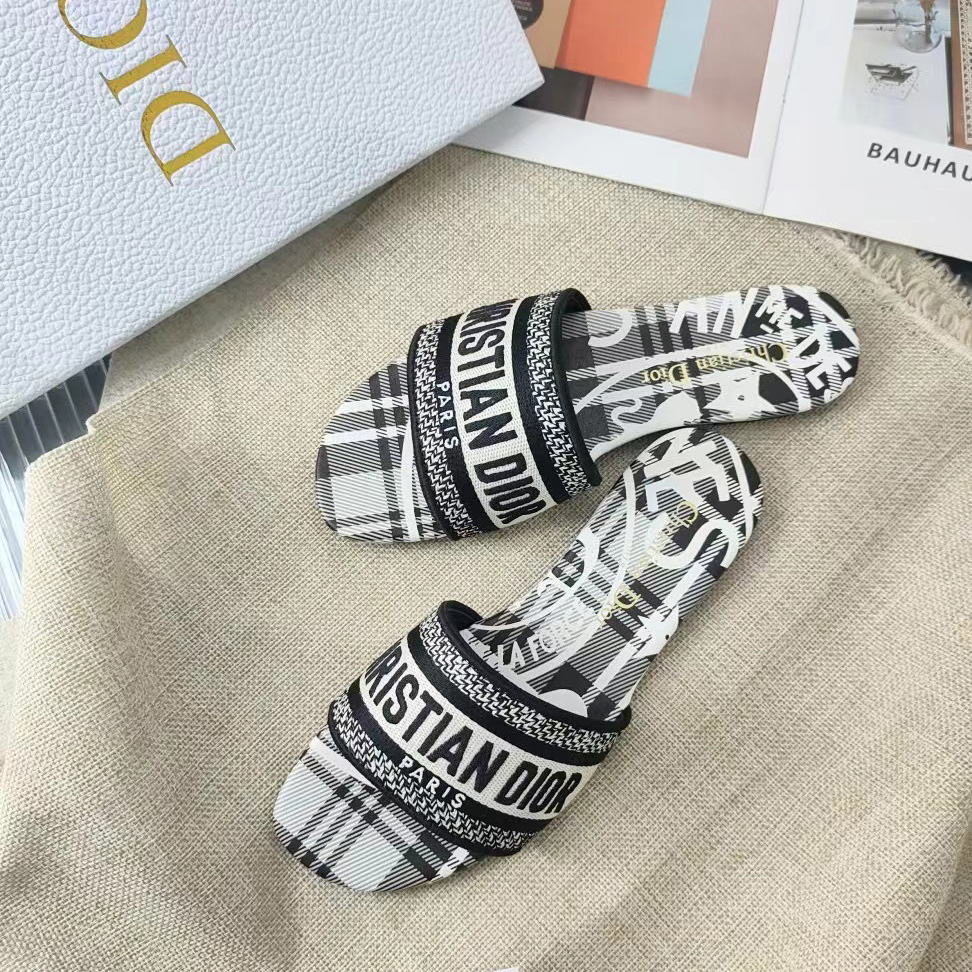 Dior Dway Slide - FashionPlug