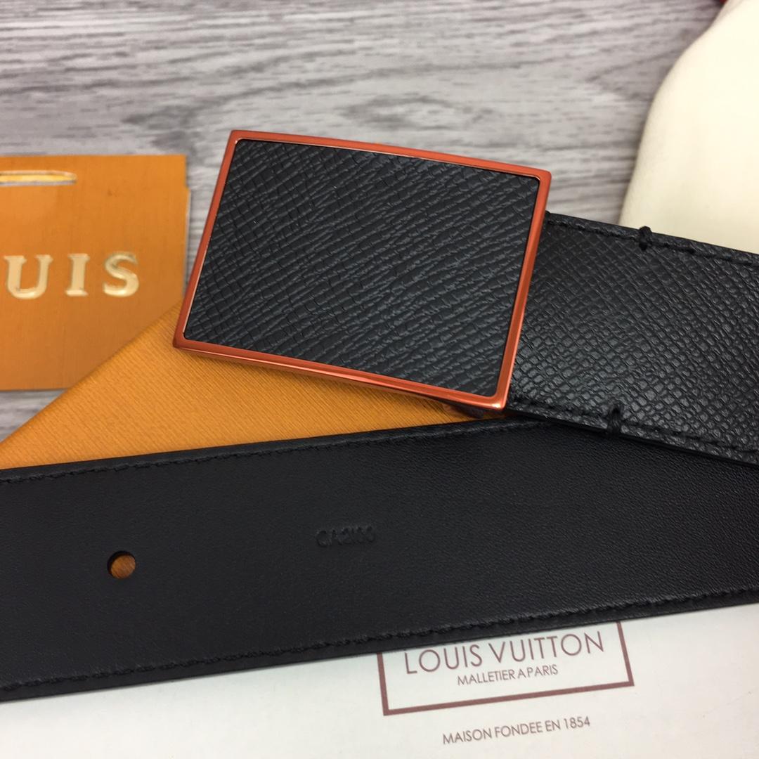 Louis Vuitton 35MM Belt - FashionPlug