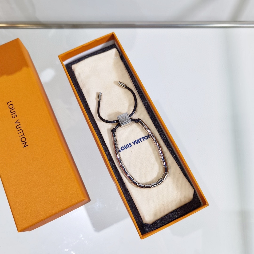 Louis Vuitton LV Paradise Bracelet       MP3330 - FashionPlug