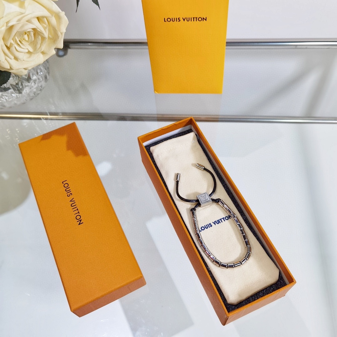 Louis Vuitton LV Paradise Bracelet       MP3330 - FashionPlug