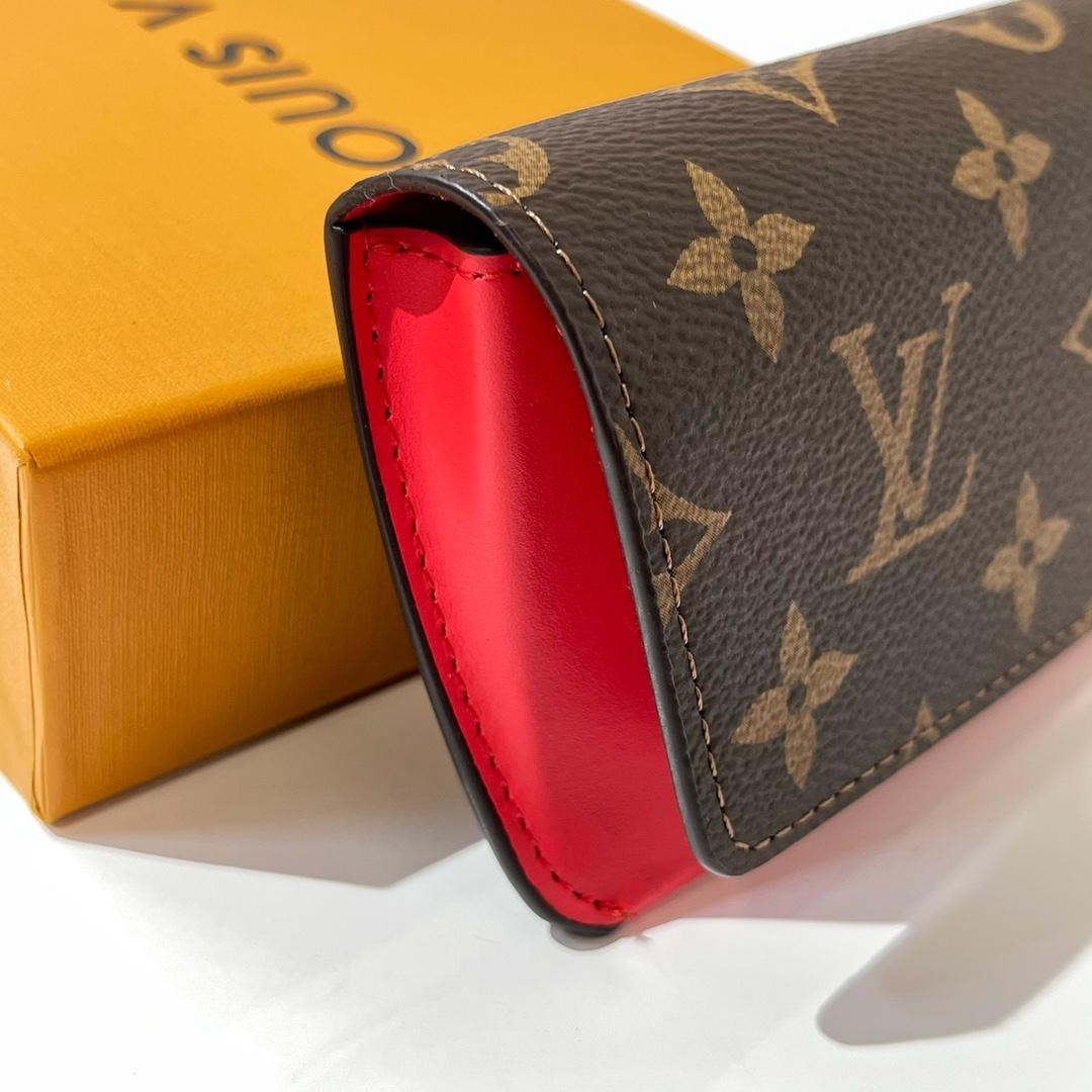 Louis Vuitton Woody Glasses Case   GI0372 - FashionPlug