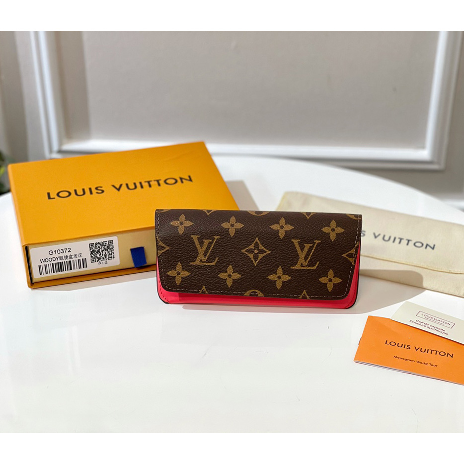 Louis Vuitton Woody Glasses Case   GI0372 - FashionPlug