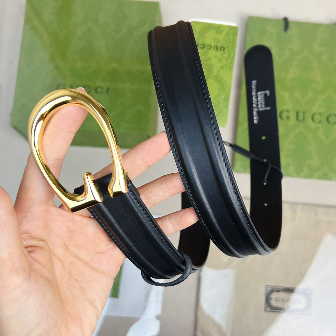 Gucci Belt With G Buckle - FashionPlug