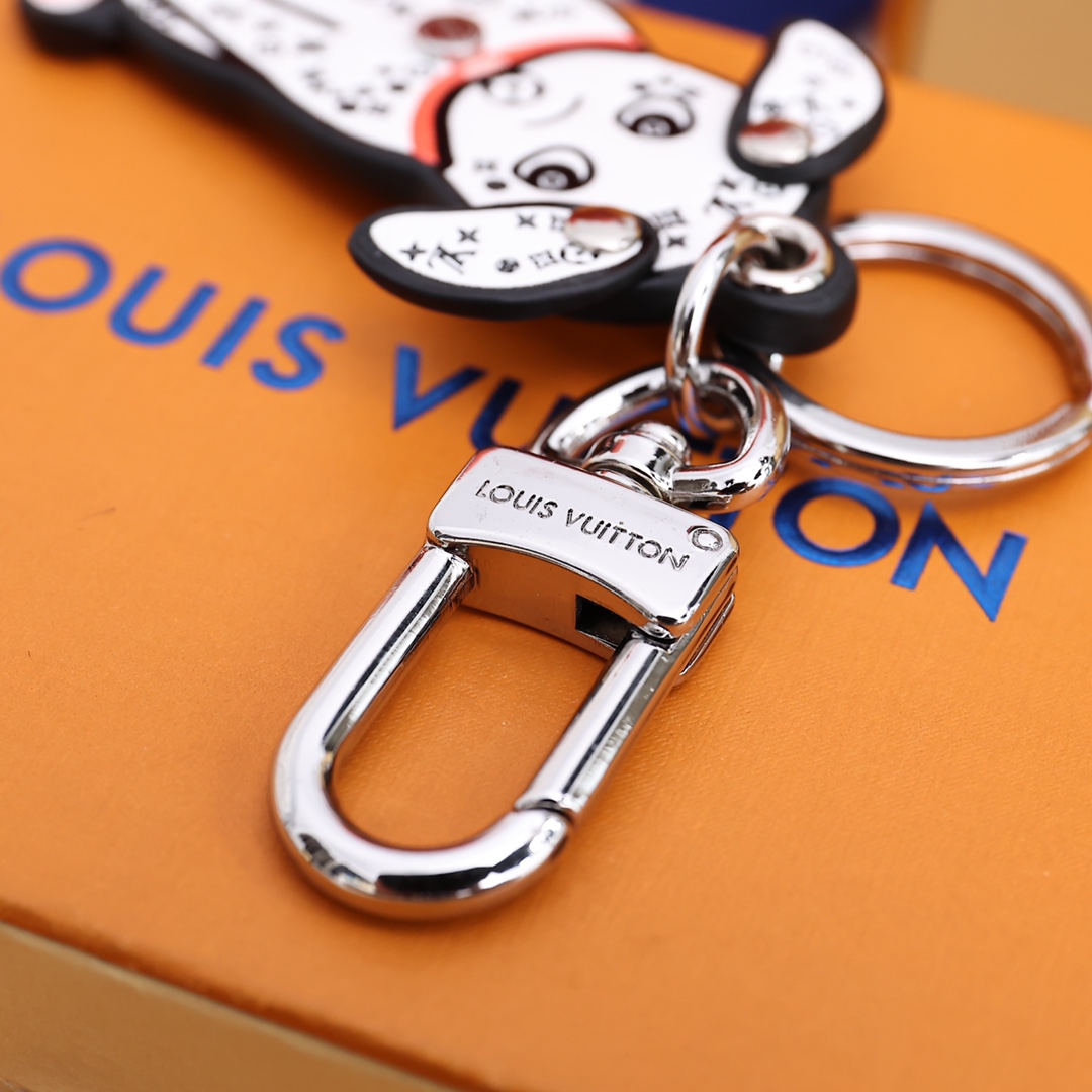 Louis Vuitton  LV Dalmata Key Holder & Bag Charm    M00746 - FashionPlug