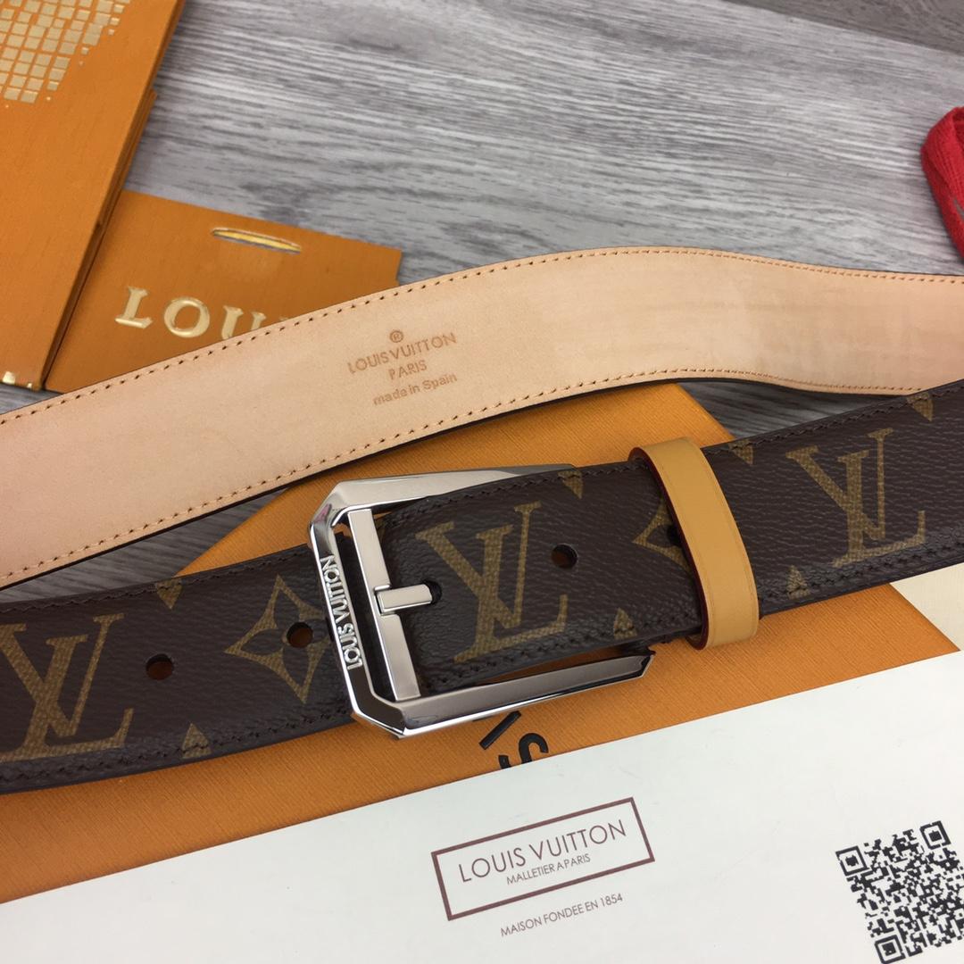 Louis Vuitton 35MM Belt - FashionPlug