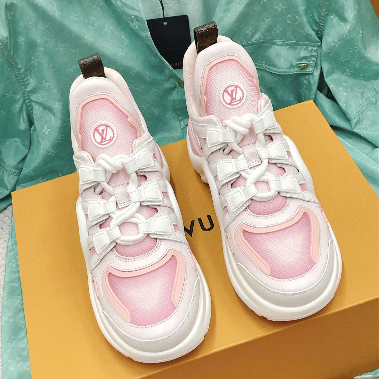 Louis Vuitton LV Archlight Sneaker      - FashionPlug