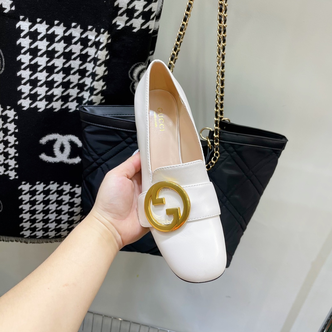Gucci Blonde Women's Mid-heel Pump - FashionPlug