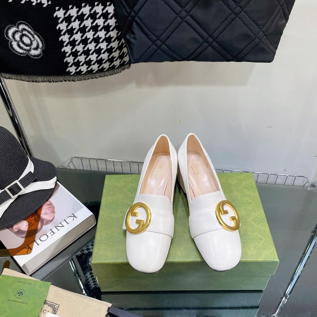 Gucci Blonde Women's Mid-heel Pump - FashionPlug
