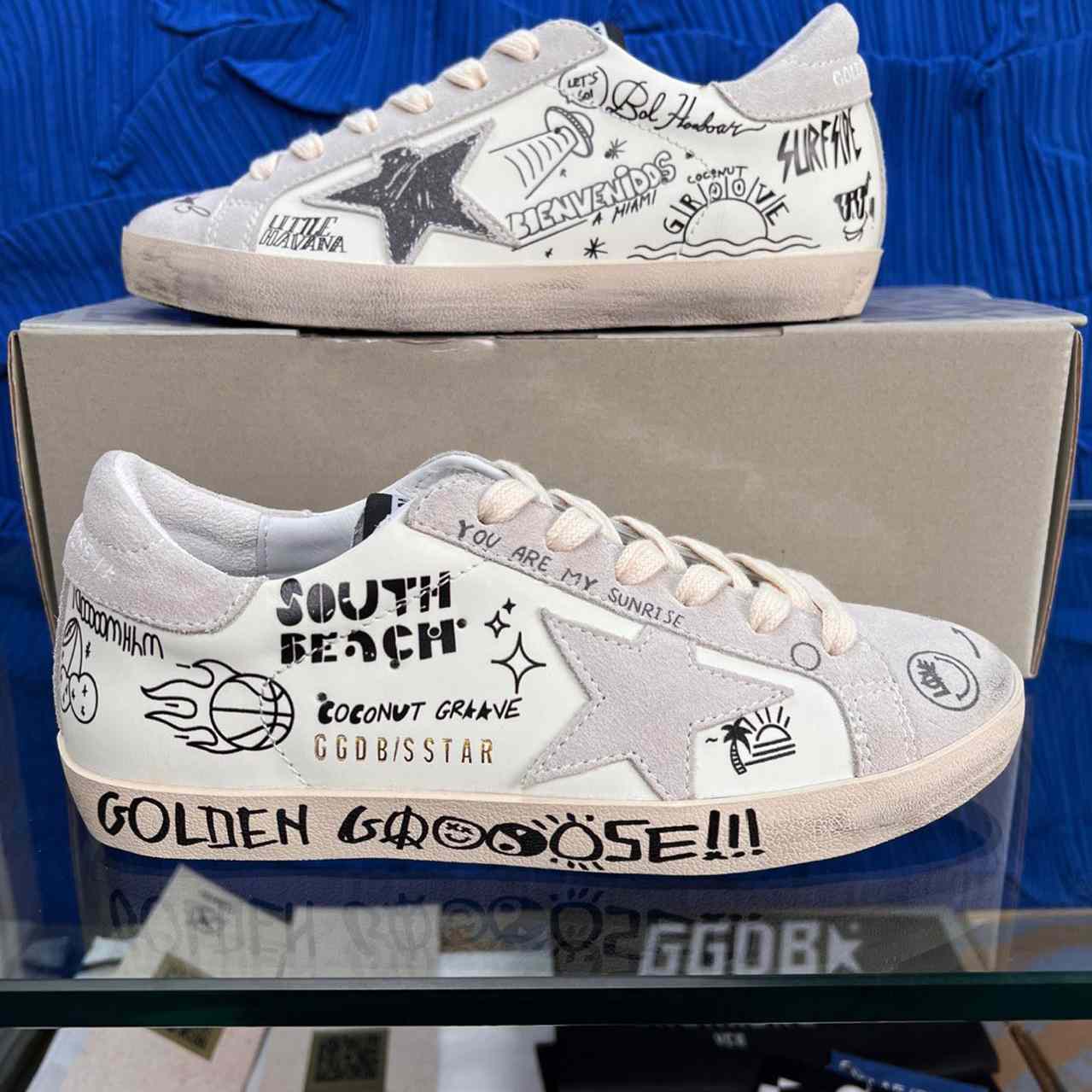 Golden Goose Super-Star Low-Up Sneakers - FashionPlug