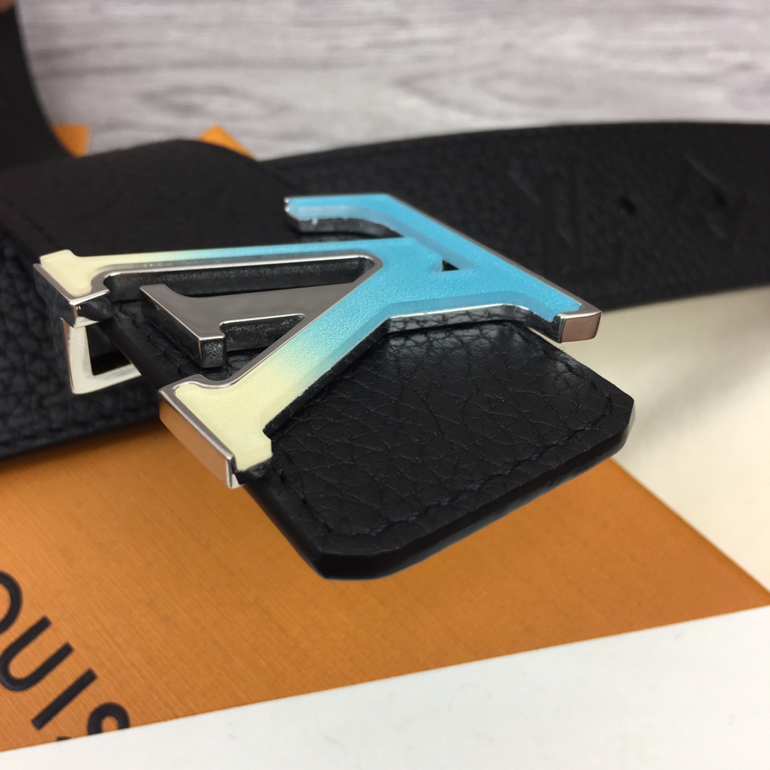 Louis Vuitton LV Spotlight 40MM Reversible Belt     M0522S - FashionPlug
