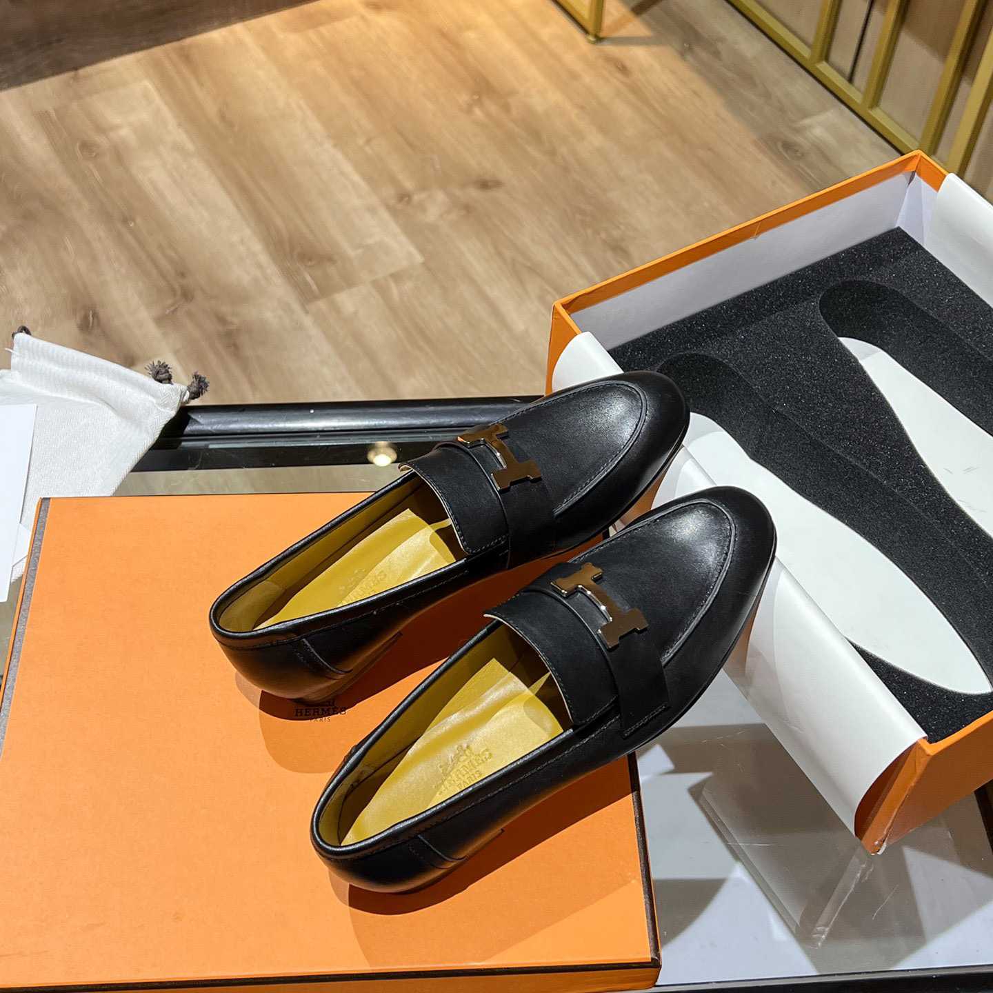 Hermes Paris Loafer - FashionPlug