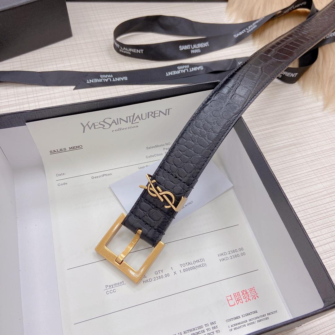 Saint Laurent Leather Belt - FashionPlug