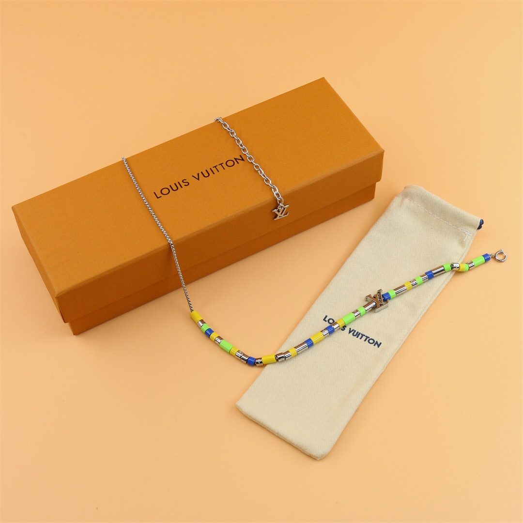 Louis Vuitton  LV Sunrise Necklace     M00651 - FashionPlug