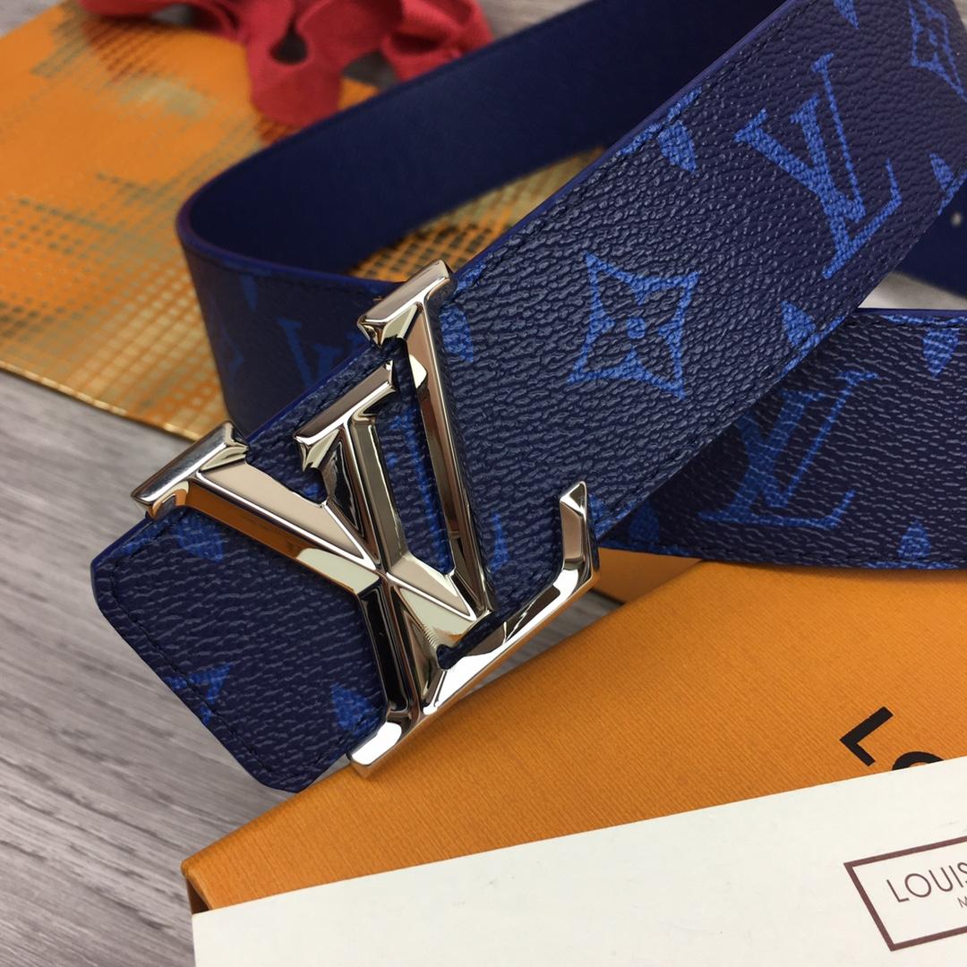 Louis Vuitton LV Pyramide 40mm Reversible - FashionPlug