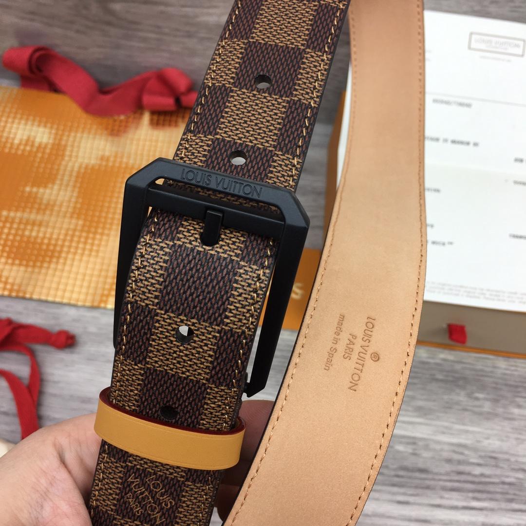 Louis Vuitton 35MM Belt - FashionPlug