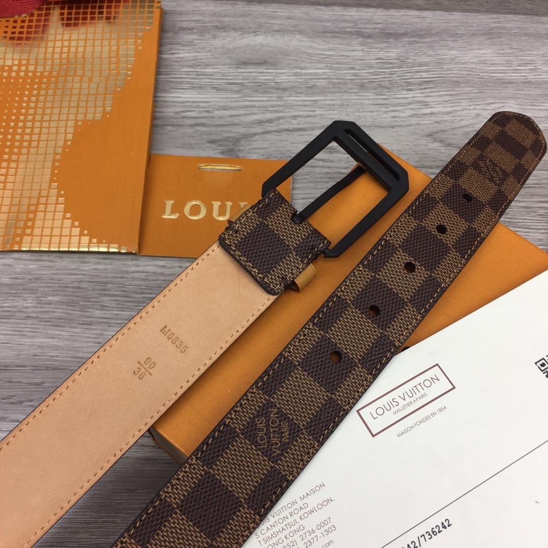 Louis Vuitton 35MM Belt - FashionPlug