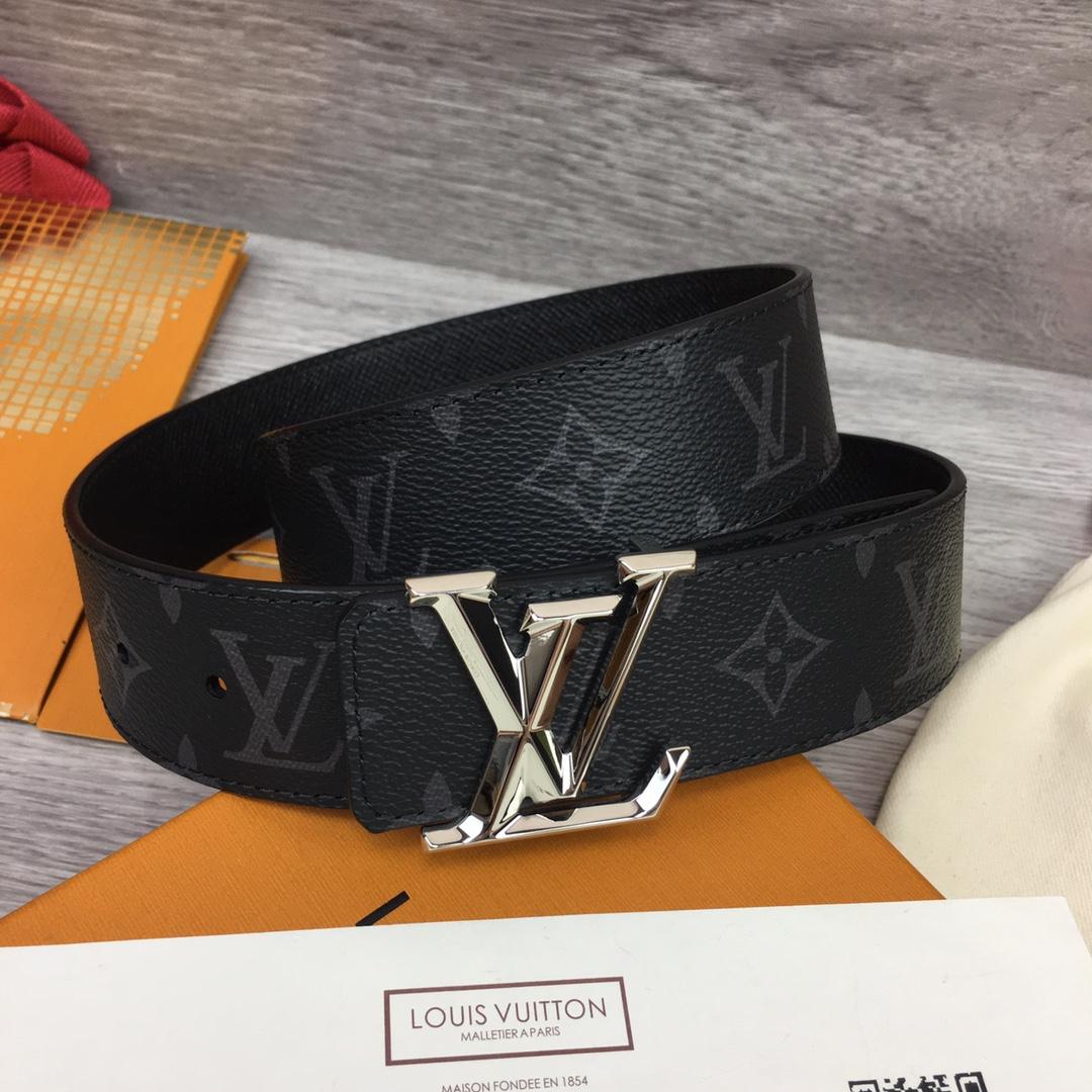 Louis Vuitton LV Pyramide 40mm Reversible - FashionPlug