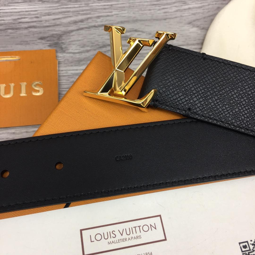 Louis Vuitton 35MM Belt - FashionPlug