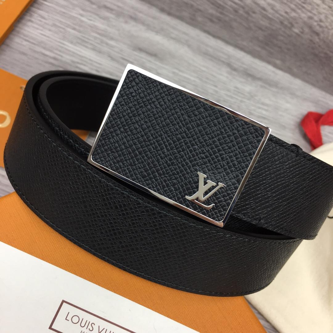 Louis Vuitton 35MM Belt - FashionPlug