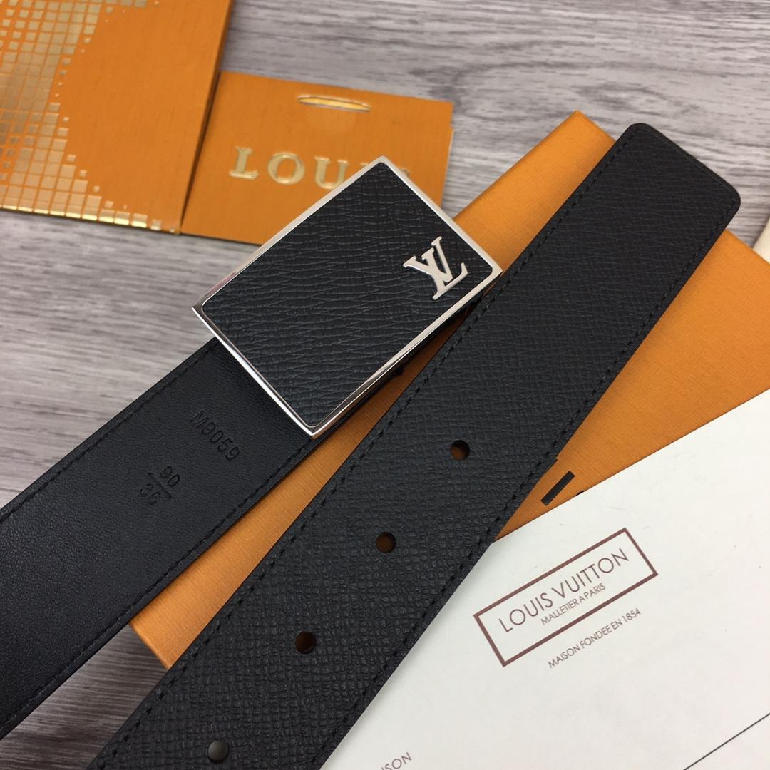 Louis Vuitton 35MM Belt - FashionPlug