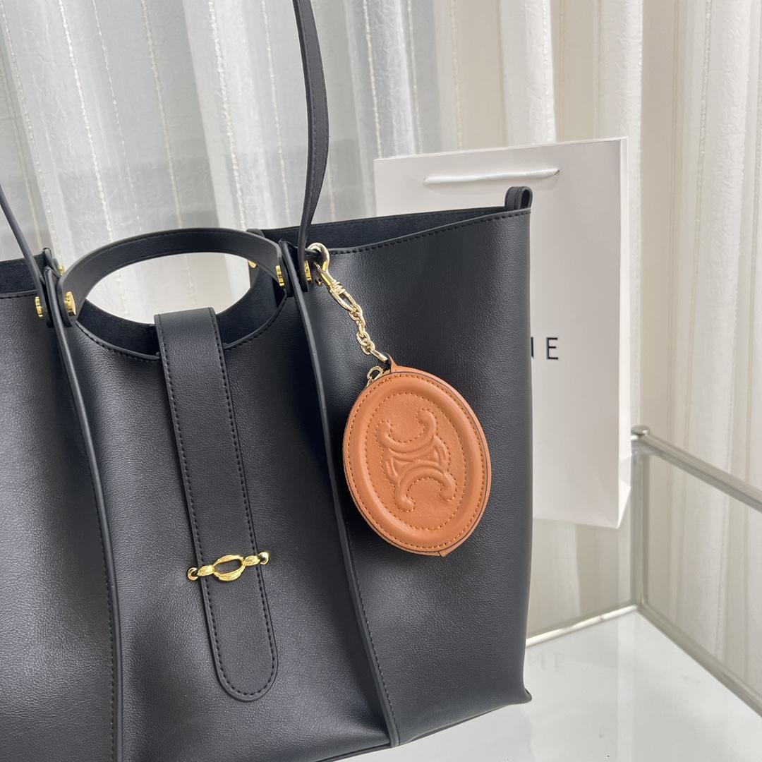 Celine Purse With Hook Cuir Triomphe In Smooth Calfskin  - FashionPlug