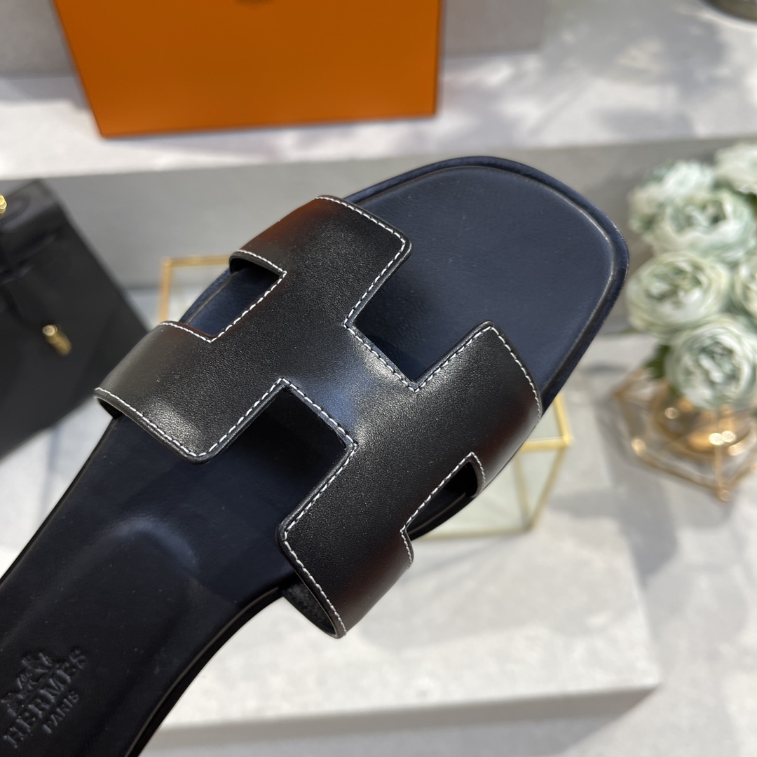 Hermes Oran Sandal - FashionPlug