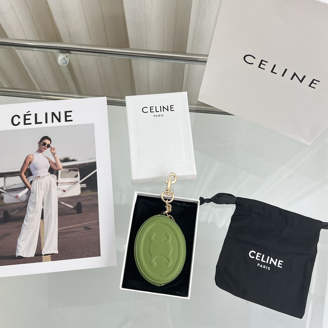 Celine Purse With Hook Cuir Triomphe In Smooth Calfskin  - FashionPlug