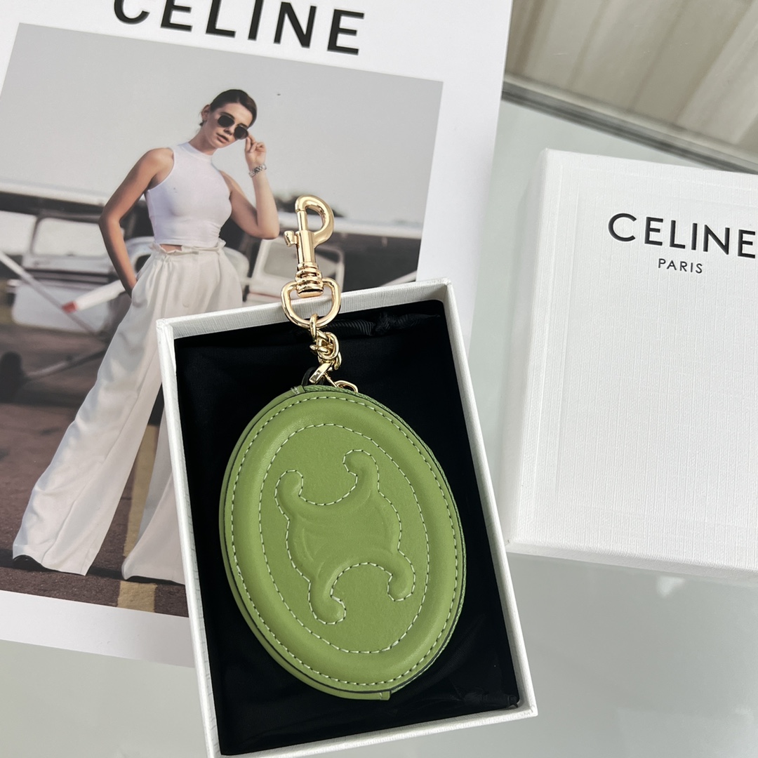 Celine Purse With Hook Cuir Triomphe In Smooth Calfskin  - FashionPlug