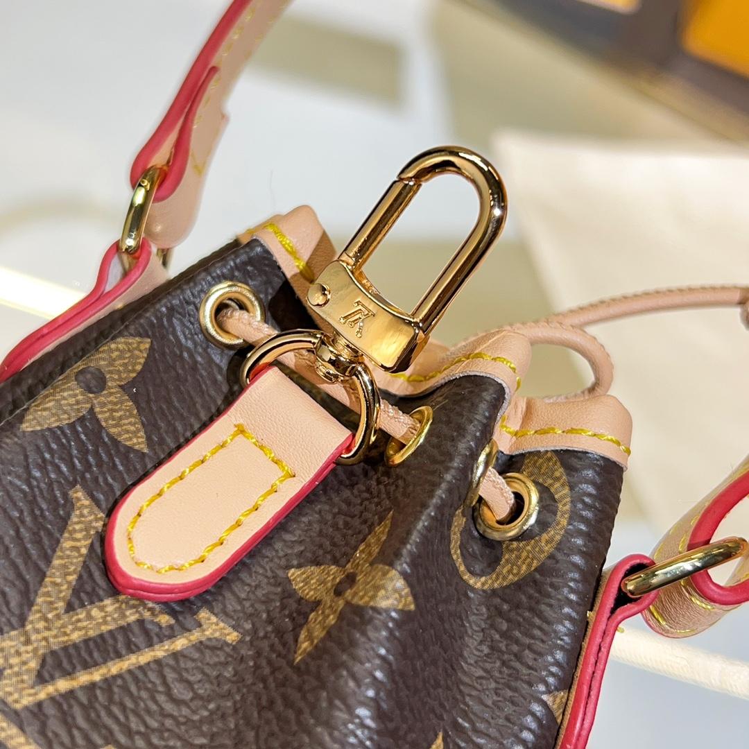 Louis Vuitton  Micro Noé Bag Charm    M00818 - FashionPlug