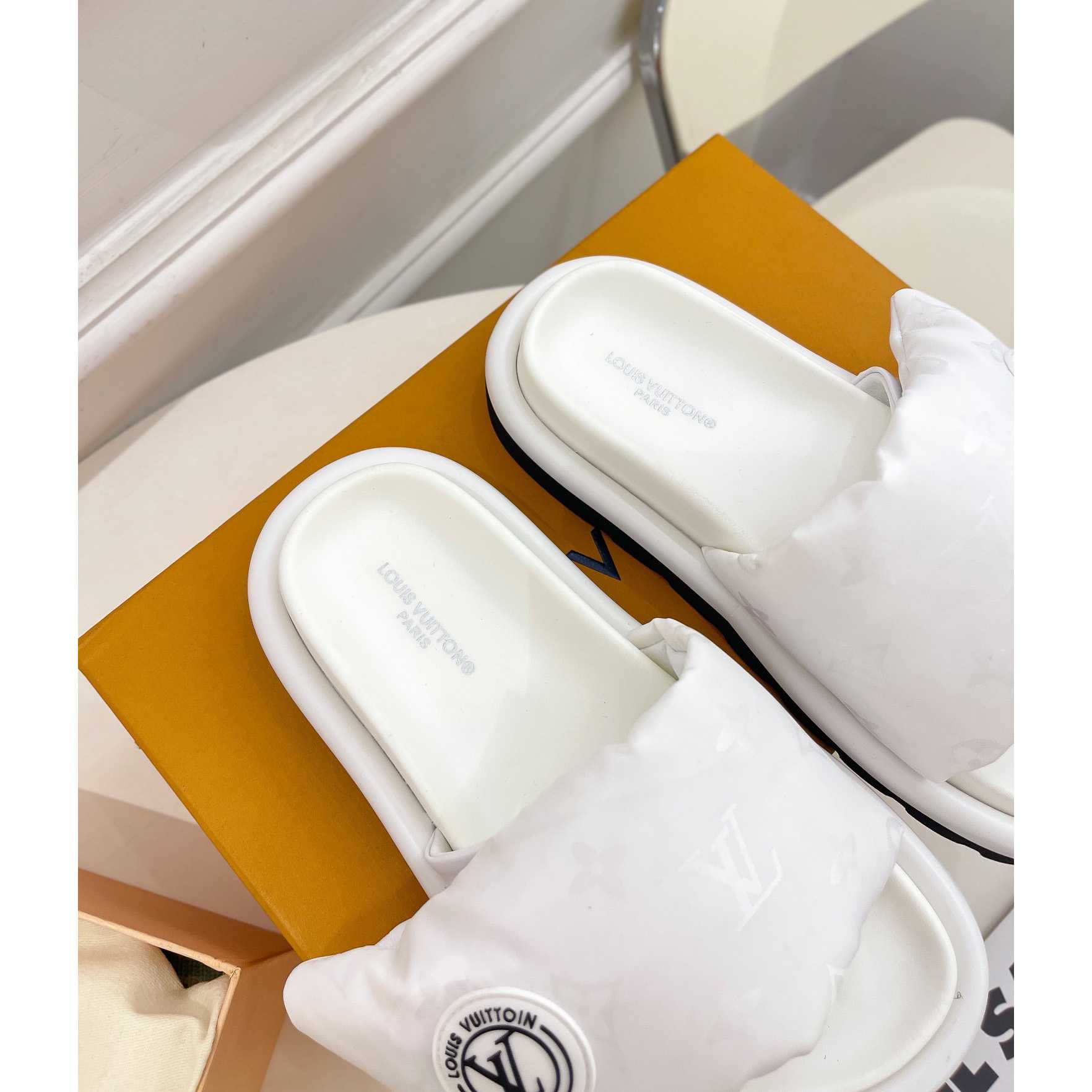 Louis Vuitton Pool Pillow Comfort Mule       - FashionPlug