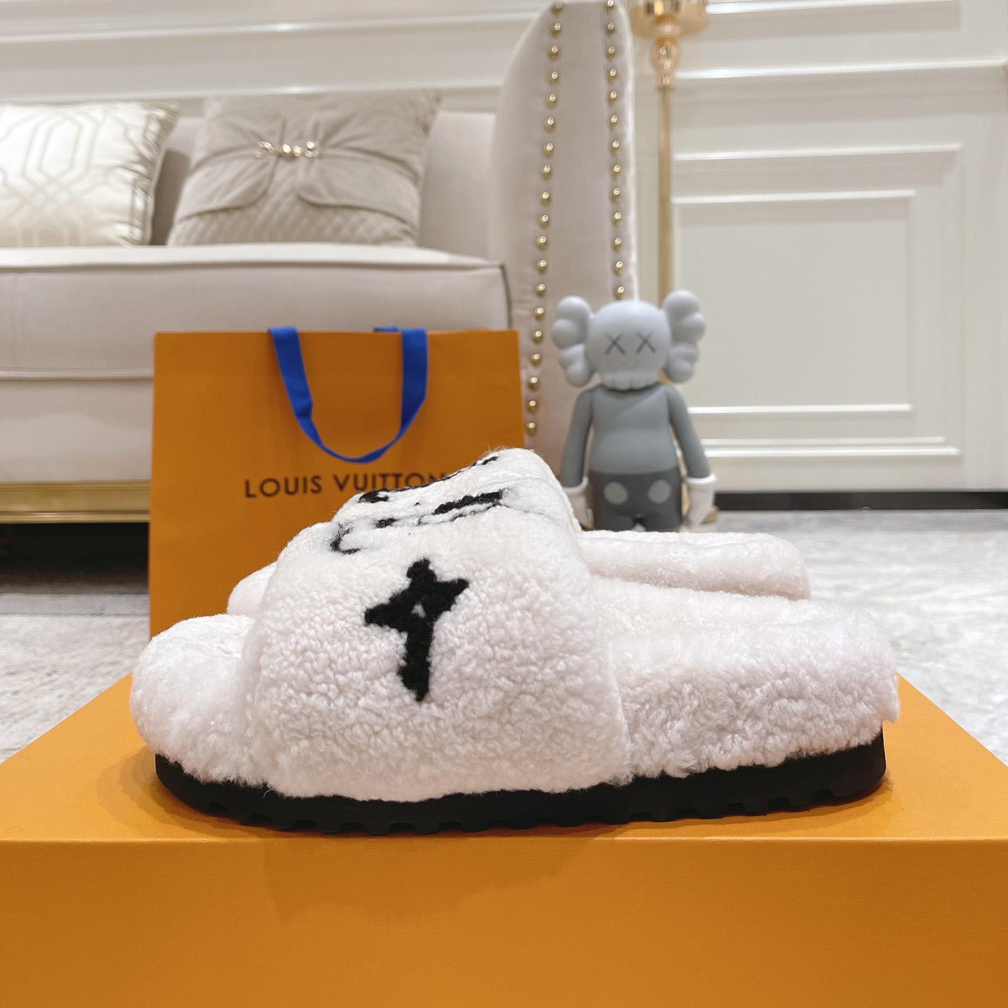 Louis Vuitton Paseo Flat Comfort Mule    - FashionPlug