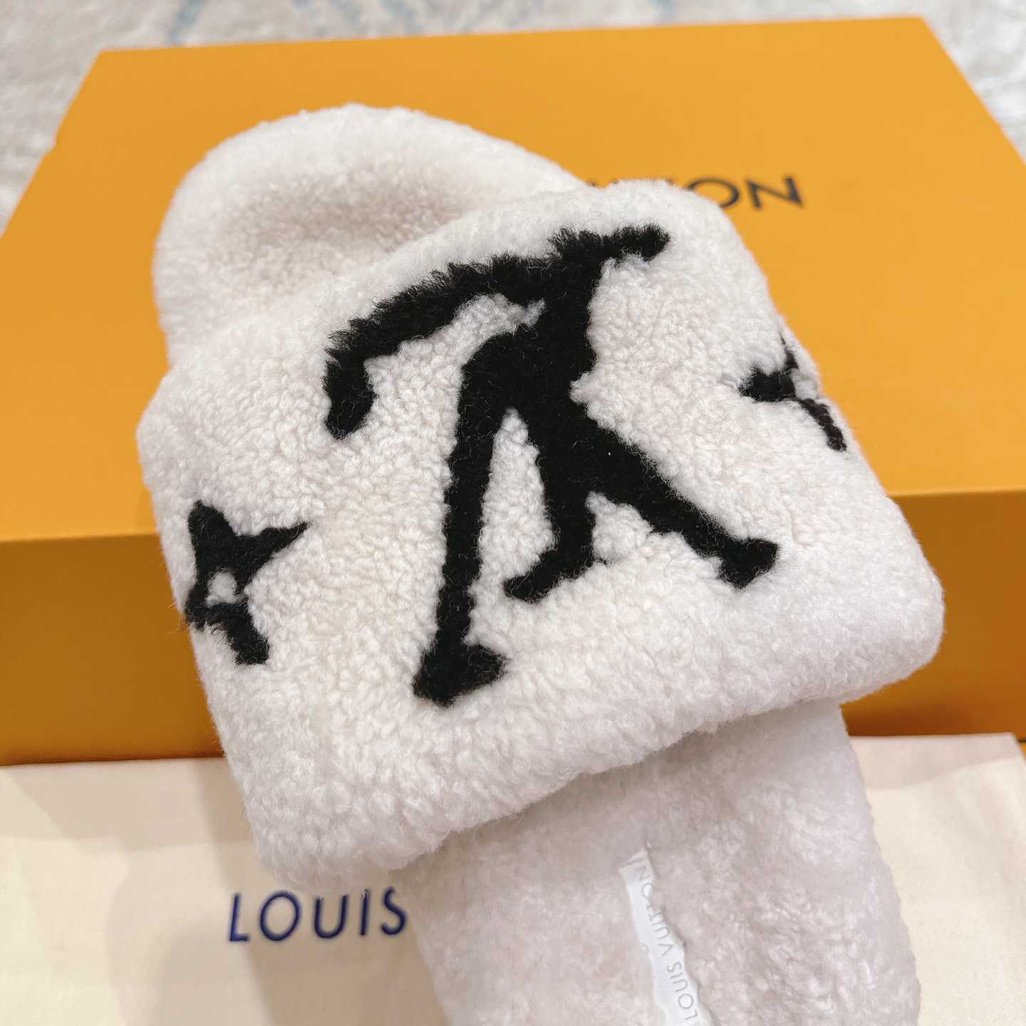 Louis Vuitton Paseo Flat Comfort Mule    - FashionPlug