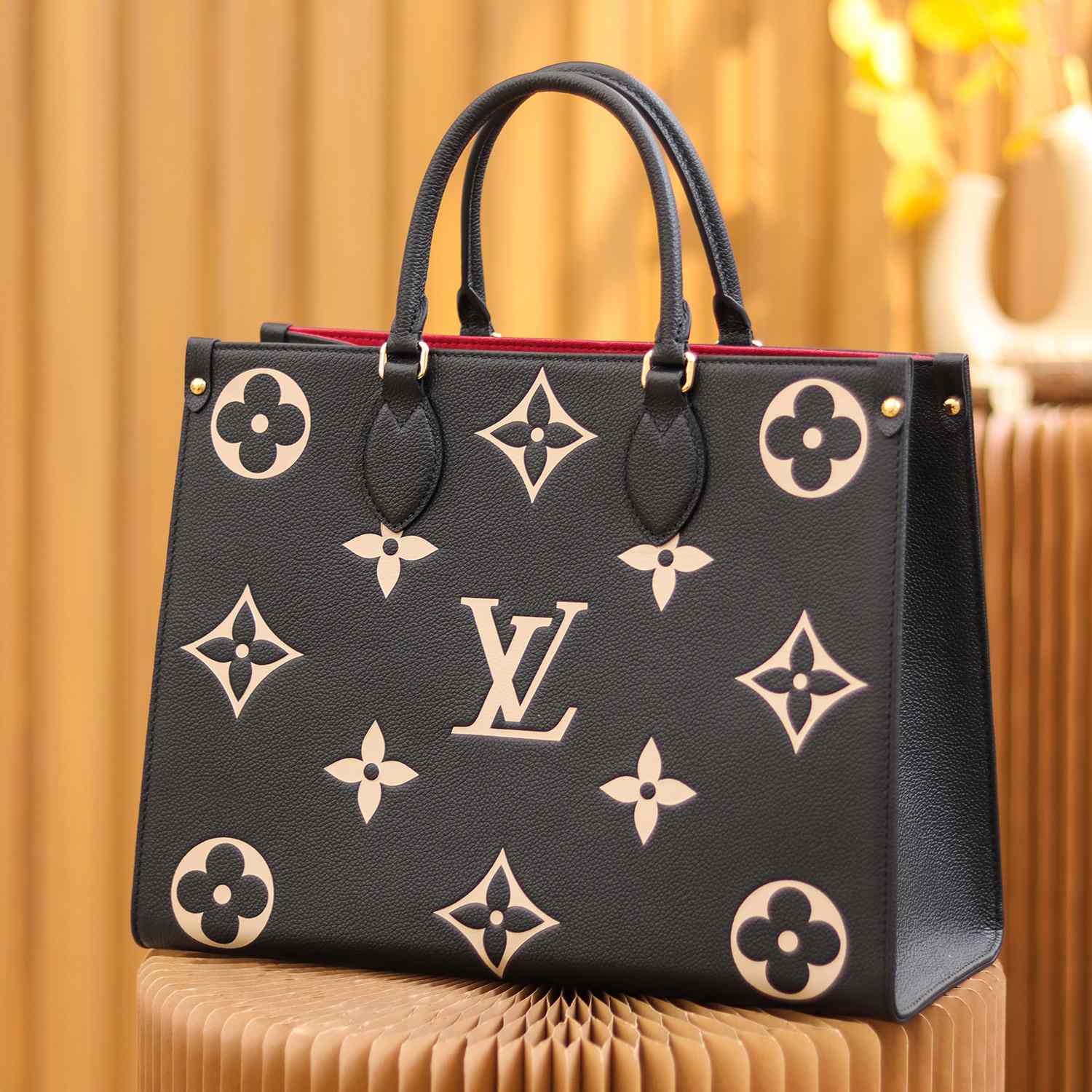 Louis Vuitton OnTheGo MM Tote Bag(35-27-14cm)   M45495 - FashionPlug