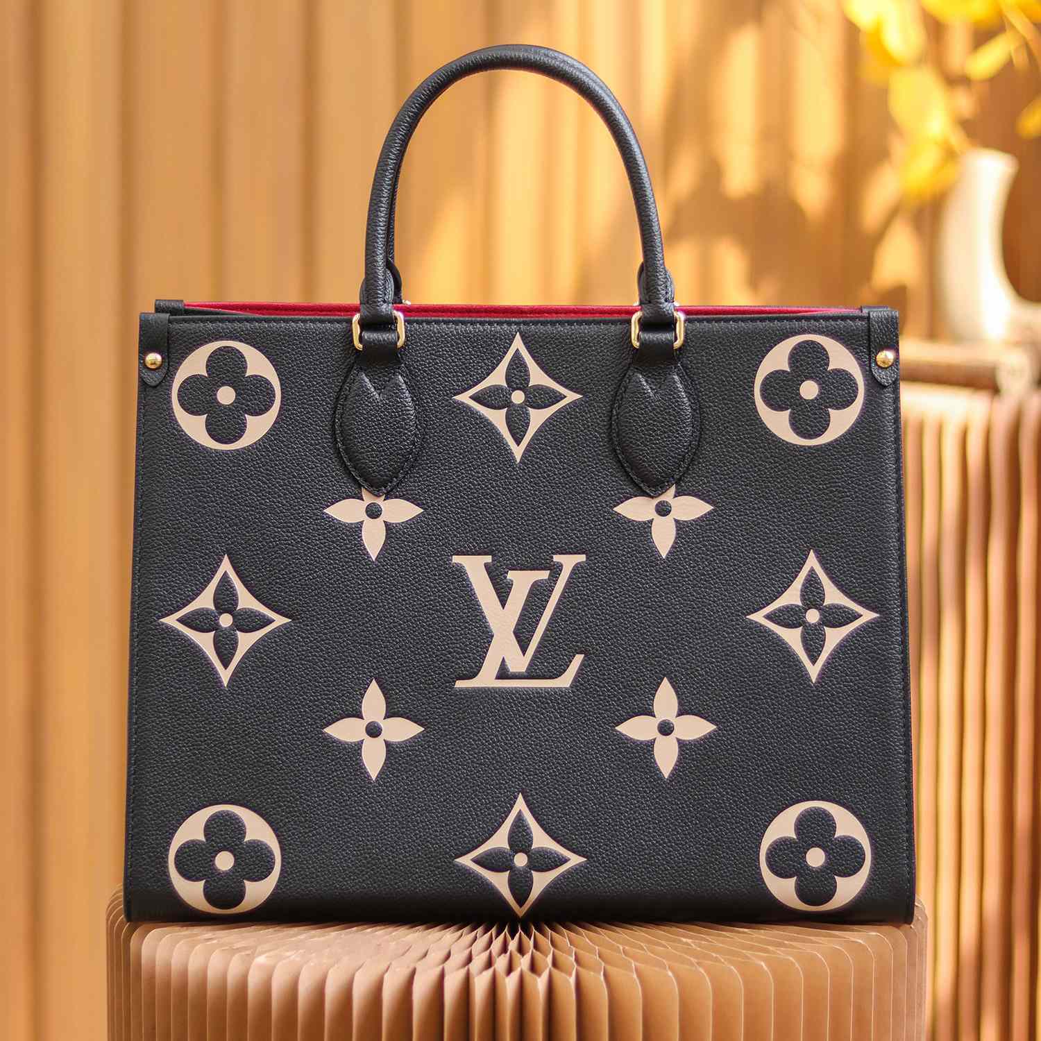 Louis Vuitton OnTheGo MM Tote Bag(35-27-14cm)   M45495 - FashionPlug