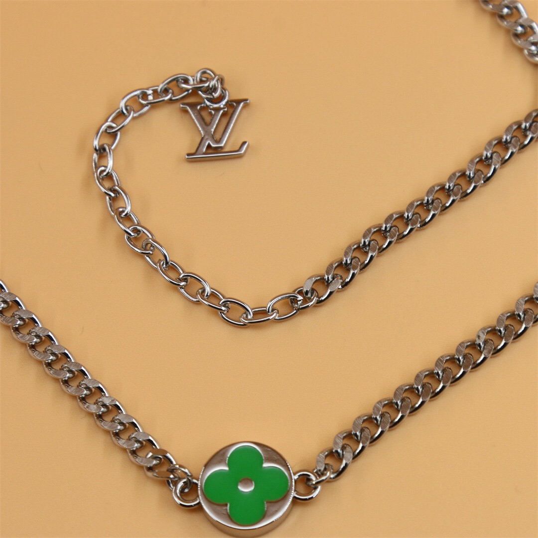 Louis Vuitton LV Sunrise Necklace   M00652 - FashionPlug