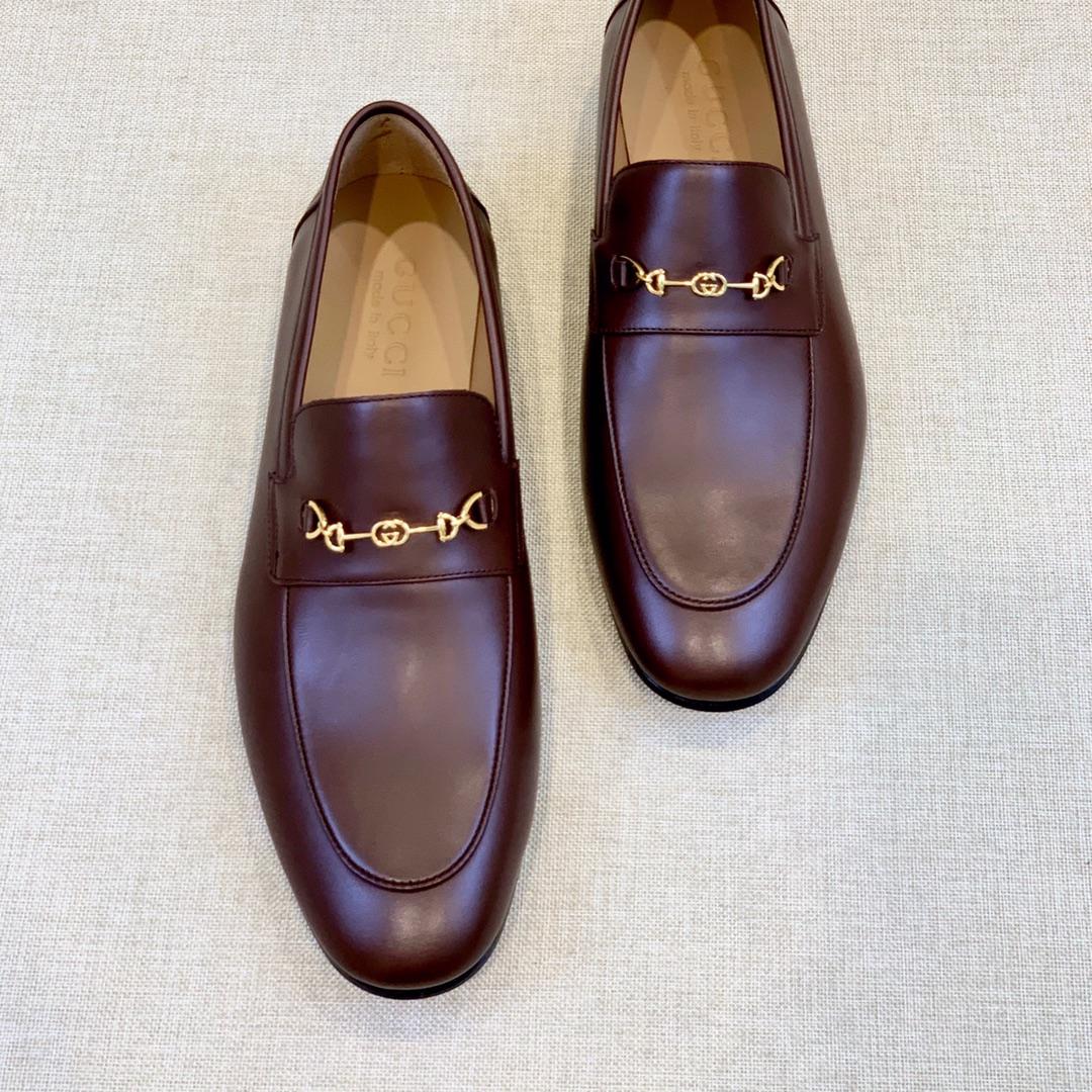 Gucci Men's Loafer With Horsebit - FashionPlug