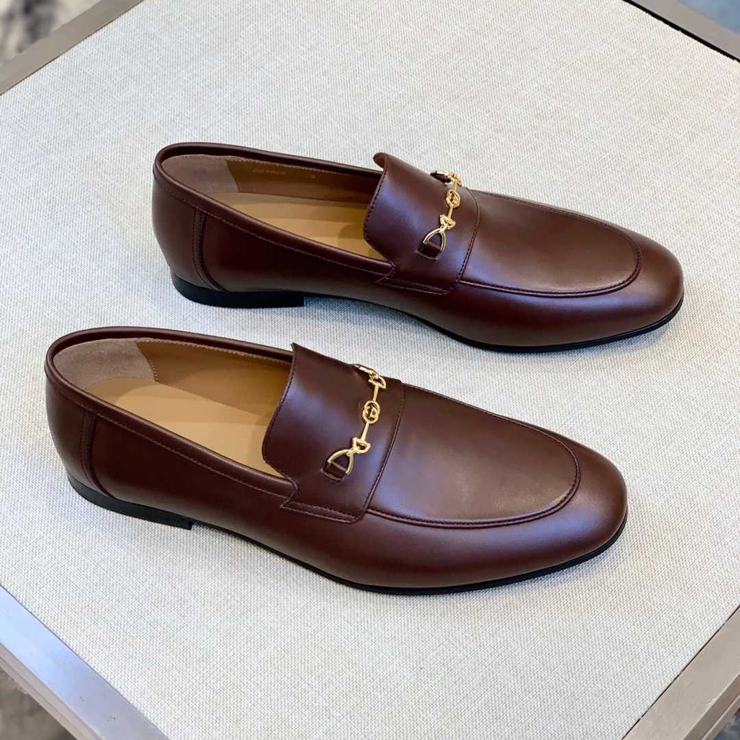 Gucci Men's Loafer With Horsebit - FashionPlug