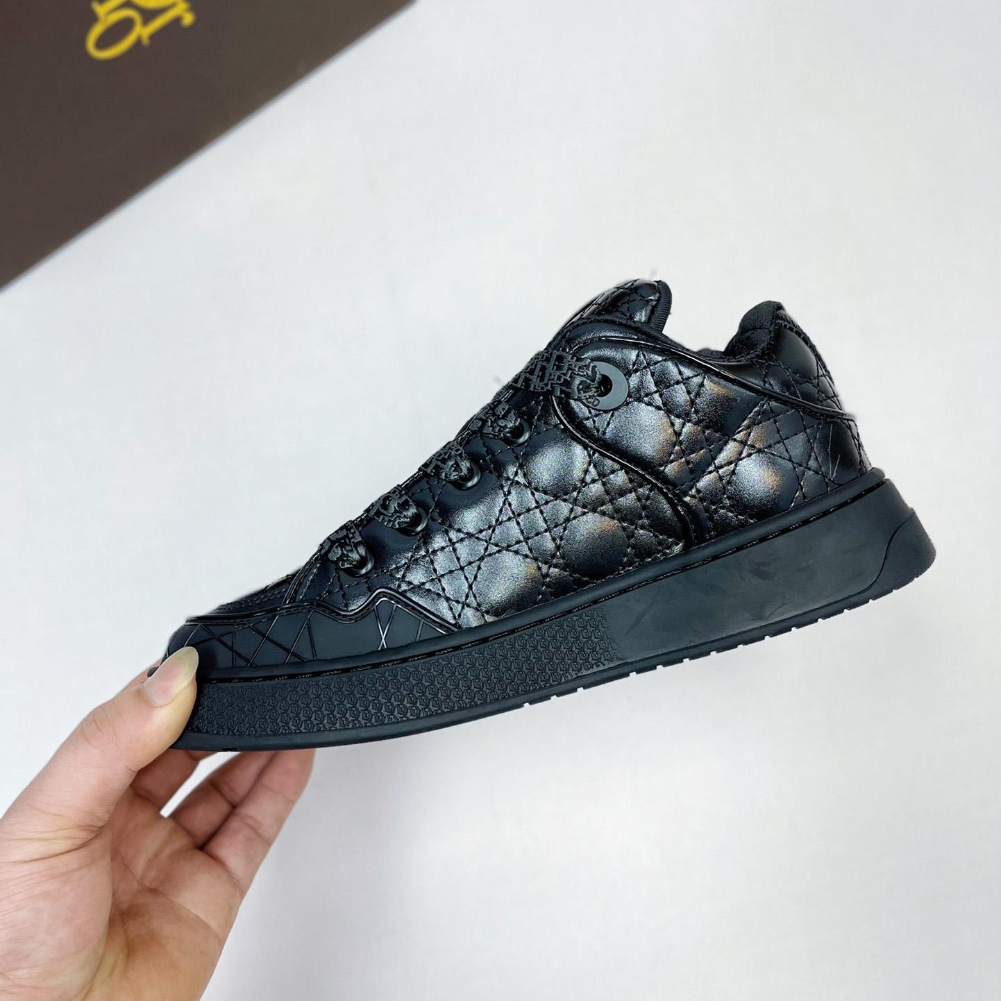 Dior “CD Icon” Sneaker - FashionPlug