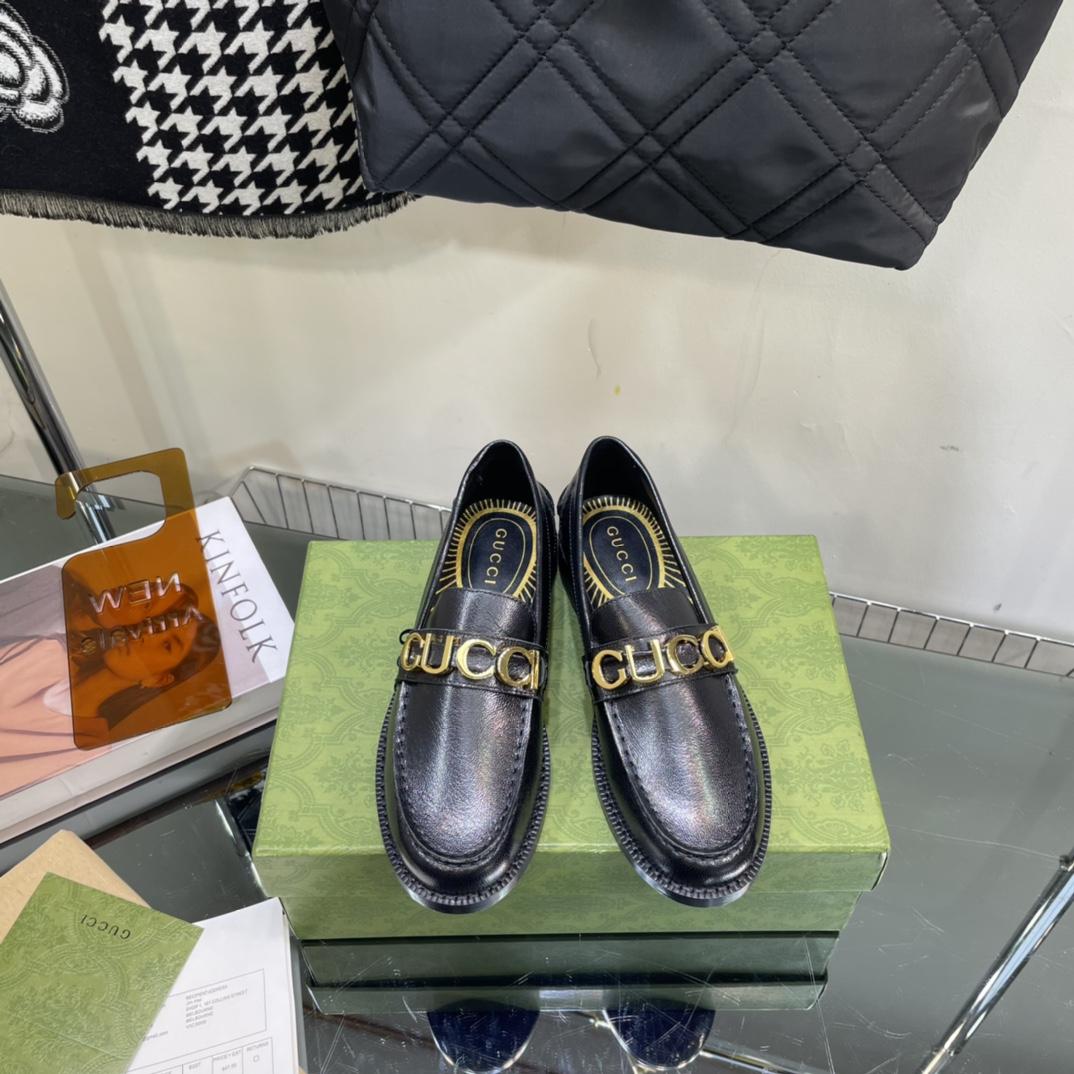 Gucci Women's Gucci Leather Loafer - FashionPlug