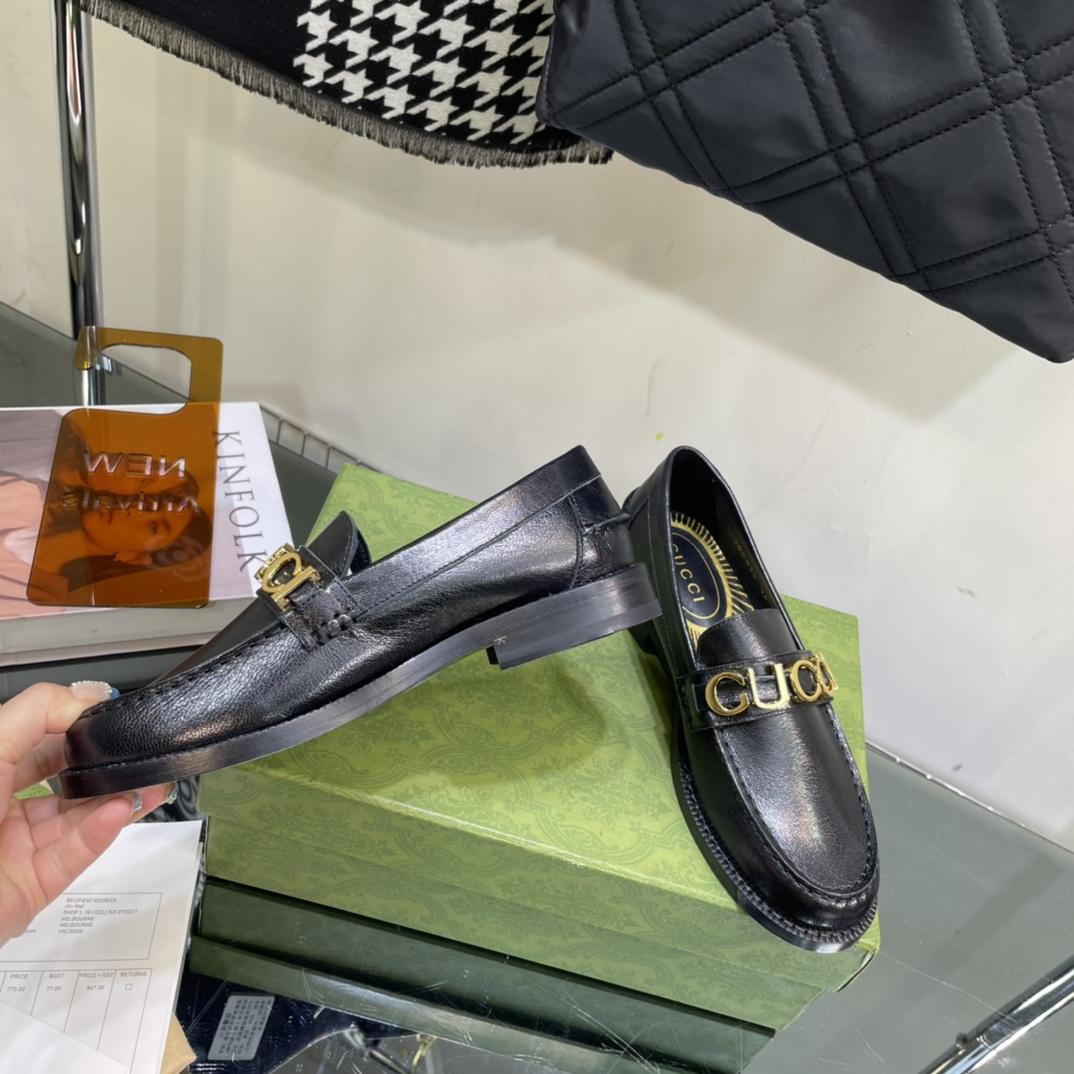 Gucci Women's Gucci Leather Loafer - FashionPlug