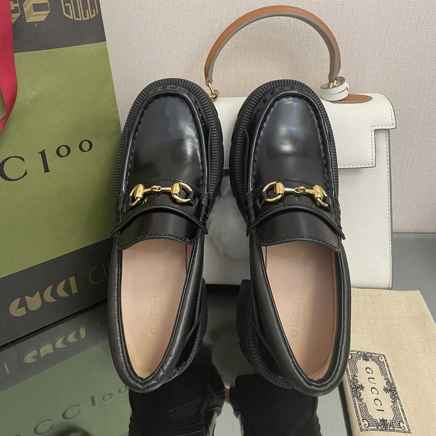 Gucci Women's Loafer With Horsebit - FashionPlug